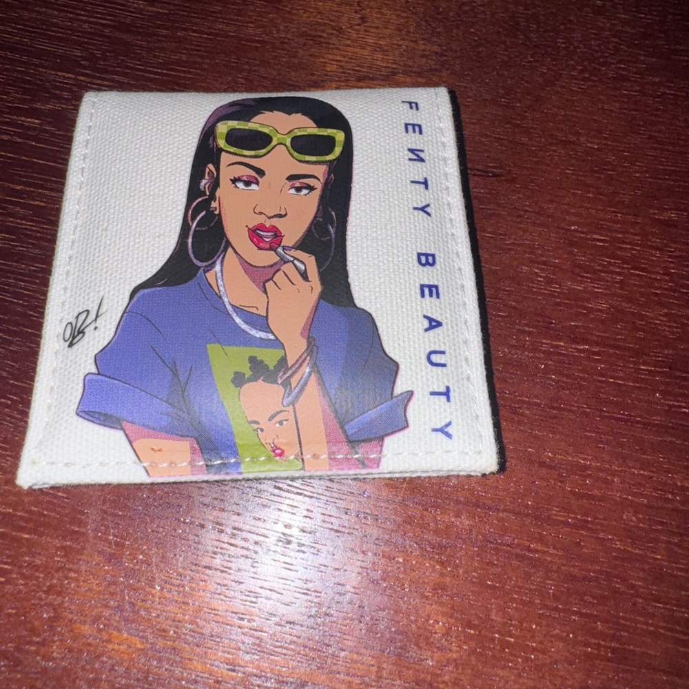 Fenty Beauty Icon Makeup Mirror